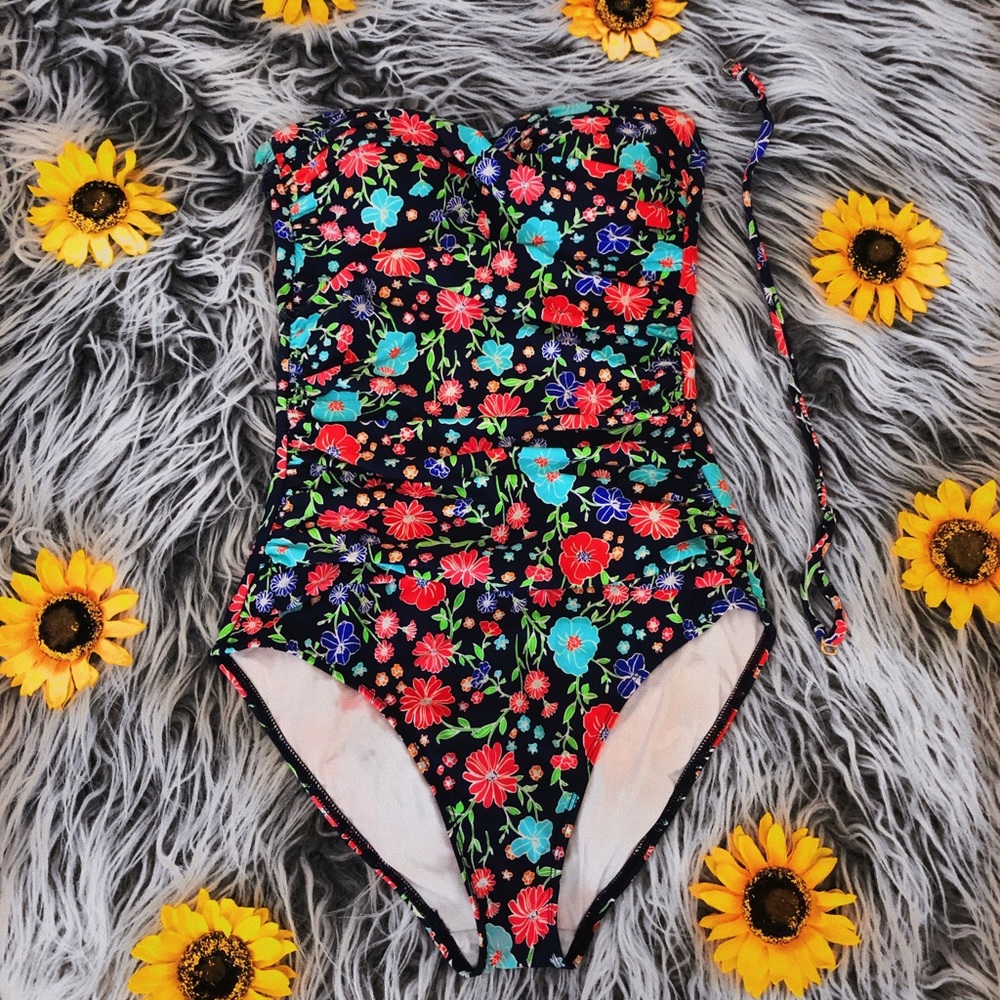 Flower Patterned One-Piece Swimsuit